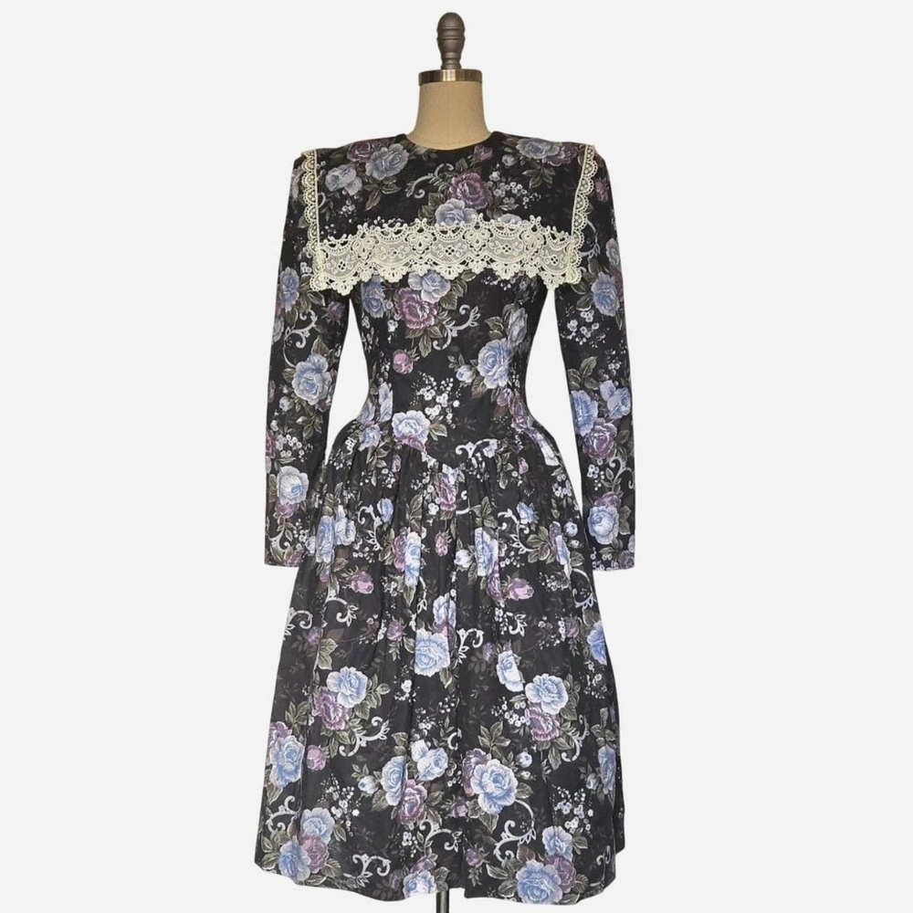 Gunne Sax 1980s Victorian Revival Floral Midi Dress in Black Floral Basque Waist
